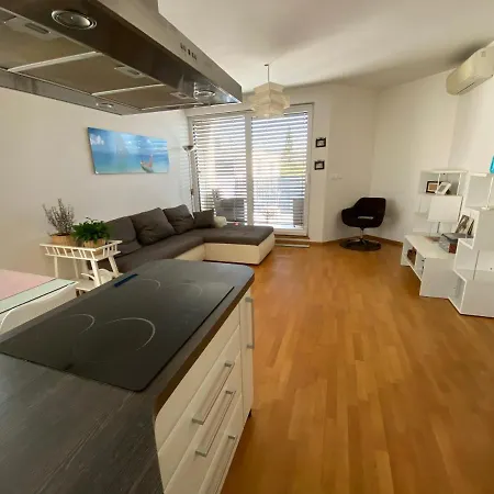 Apartamento Top W/big Terrace & Pvt. Parking Liubliana